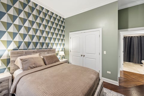 Tiny photo for 2901 N Halsted Street #203, Chicago, IL 60657 (MLS # 12755685)