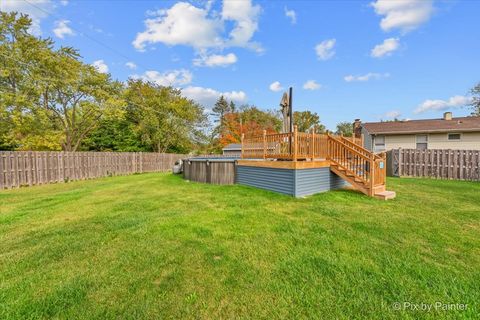 Tiny photo for 12976 W 28th Street, Beach Park, IL 60099 (MLS # 12544004)