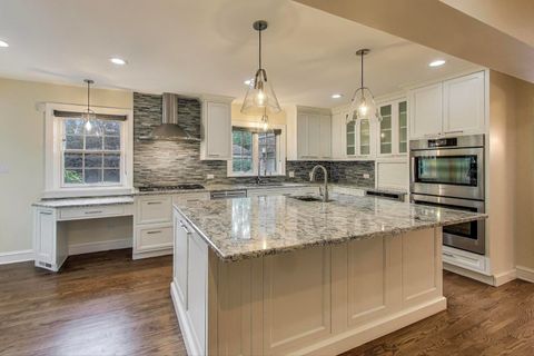 Tiny photo for 6420 N Navajo Avenue, Chicago, IL 60646 (MLS # 12468563)