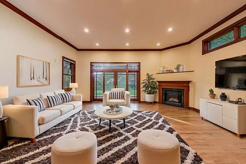 Tiny photo for 6420 N Navajo Avenue, Chicago, IL 60646 (MLS # 12468563)