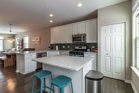 Tiny photo for 523 Town Center Boulevard, Gilberts, IL 60136 (MLS # 12594634)