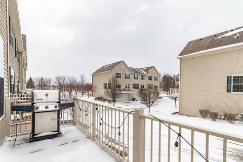 Tiny photo for 523 Town Center Boulevard, Gilberts, IL 60136 (MLS # 12594634)