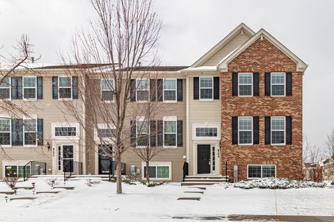 Photo of 523 Town Center Boulevard, Gilberts, IL 60136 (MLS # 12594634)
