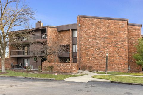 A home in Oak Forest