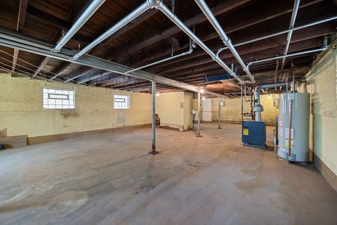 Tiny photo for 2735 N MANGO Avenue, Chicago, IL 60639 (MLS # 12496203)