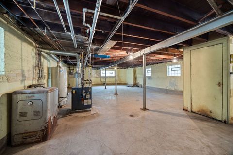 Tiny photo for 2735 N MANGO Avenue, Chicago, IL 60639 (MLS # 12496203)