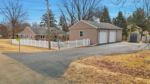 Tiny photo for 923 Institute Boulevard, Dixon, IL 61021 (MLS # 12570906)