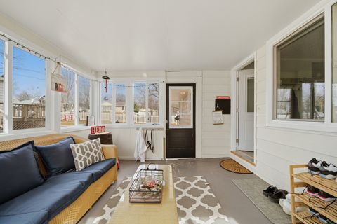 Tiny photo for 923 Institute Boulevard, Dixon, IL 61021 (MLS # 12570906)