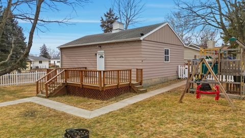 Tiny photo for 923 Institute Boulevard, Dixon, IL 61021 (MLS # 12570906)