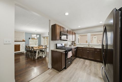 Tiny photo for 923 Institute Boulevard, Dixon, IL 61021 (MLS # 12570906)