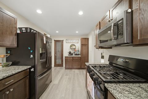 Tiny photo for 923 Institute Boulevard, Dixon, IL 61021 (MLS # 12570906)