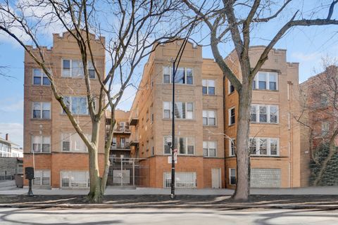 Photo of 1009 N Oakley Boulevard #2W, Chicago, IL 60622 (MLS # 12588157)