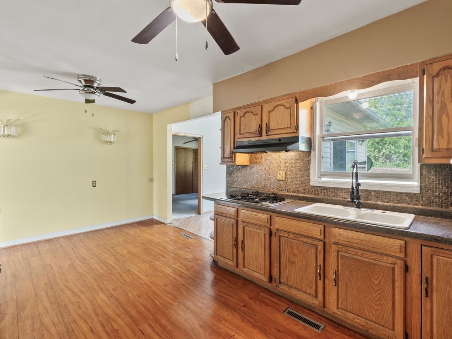 1317 Fairview Street