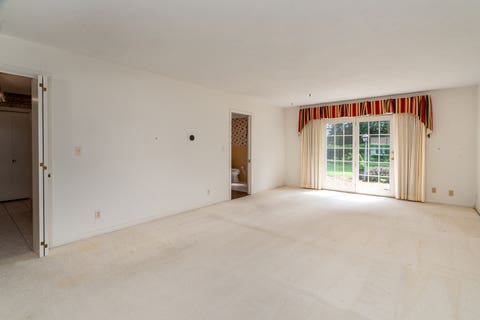 Tiny photo for 107 N Lark Lane, Carbondale, IL 62901 (MLS # 12705505)