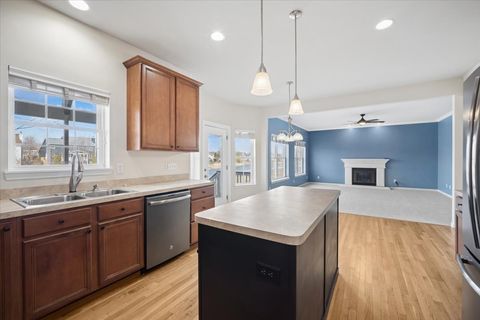 Tiny photo for 39W126 Revere House Lane, Geneva, IL 60134 (MLS # 12584248)