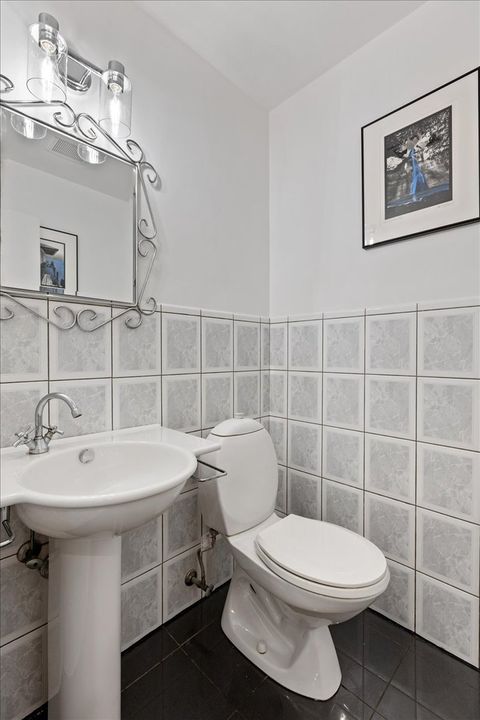 Tiny photo for 414 S Dee Road, Park Ridge, IL 60068 (MLS # 12490586)
