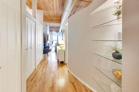 Tiny photo for 550 N Kingsbury Street #422, Chicago, IL 60654 (MLS # 12630487)
