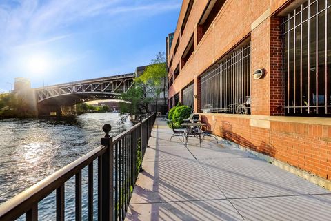 Tiny photo for 550 N Kingsbury Street #422, Chicago, IL 60654 (MLS # 12630487)