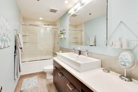 Tiny photo for 550 N Kingsbury Street #422, Chicago, IL 60654 (MLS # 12630487)