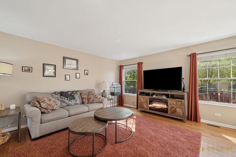 Tiny photo for 5438 Danbury Circle, Lake In The Hills, IL 60156 (MLS # 12496604)