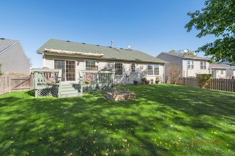 Tiny photo for 5438 Danbury Circle, Lake In The Hills, IL 60156 (MLS # 12496604)