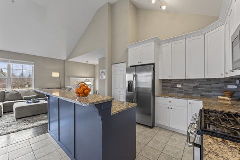 Tiny photo for 1100 Tuscany Drive, Streamwood, IL 60107 (MLS # 12572352)