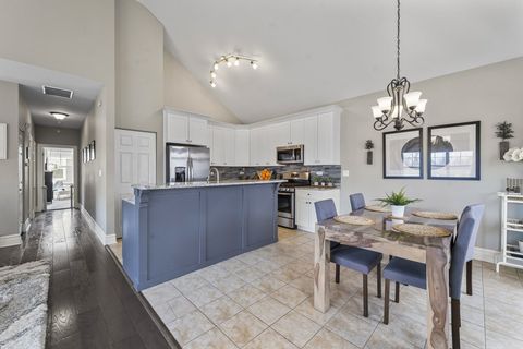 Tiny photo for 1100 Tuscany Drive, Streamwood, IL 60107 (MLS # 12572352)