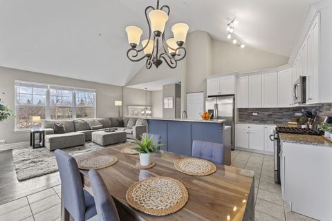 Tiny photo for 1100 Tuscany Drive, Streamwood, IL 60107 (MLS # 12572352)