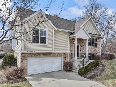 Tiny photo for 1100 Tuscany Drive, Streamwood, IL 60107 (MLS # 12572352)