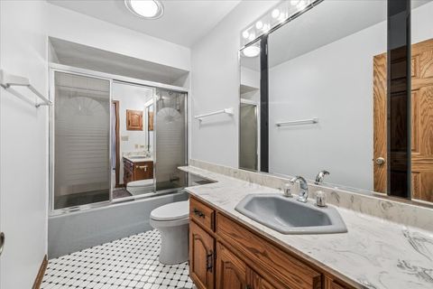 Tiny photo for 6037 Dunham Road, Downers Grove, IL 60516 (MLS # 12611107)