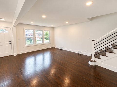Tiny photo for 8332 S Oglesby Avenue, Chicago, IL 60617 (MLS # 12775923)