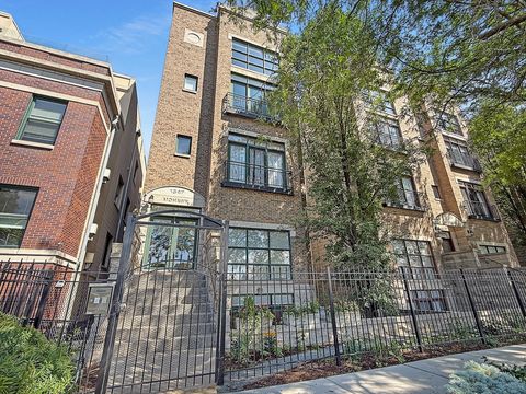 1347 N Mohawk Street 1 Chicago IL 60610