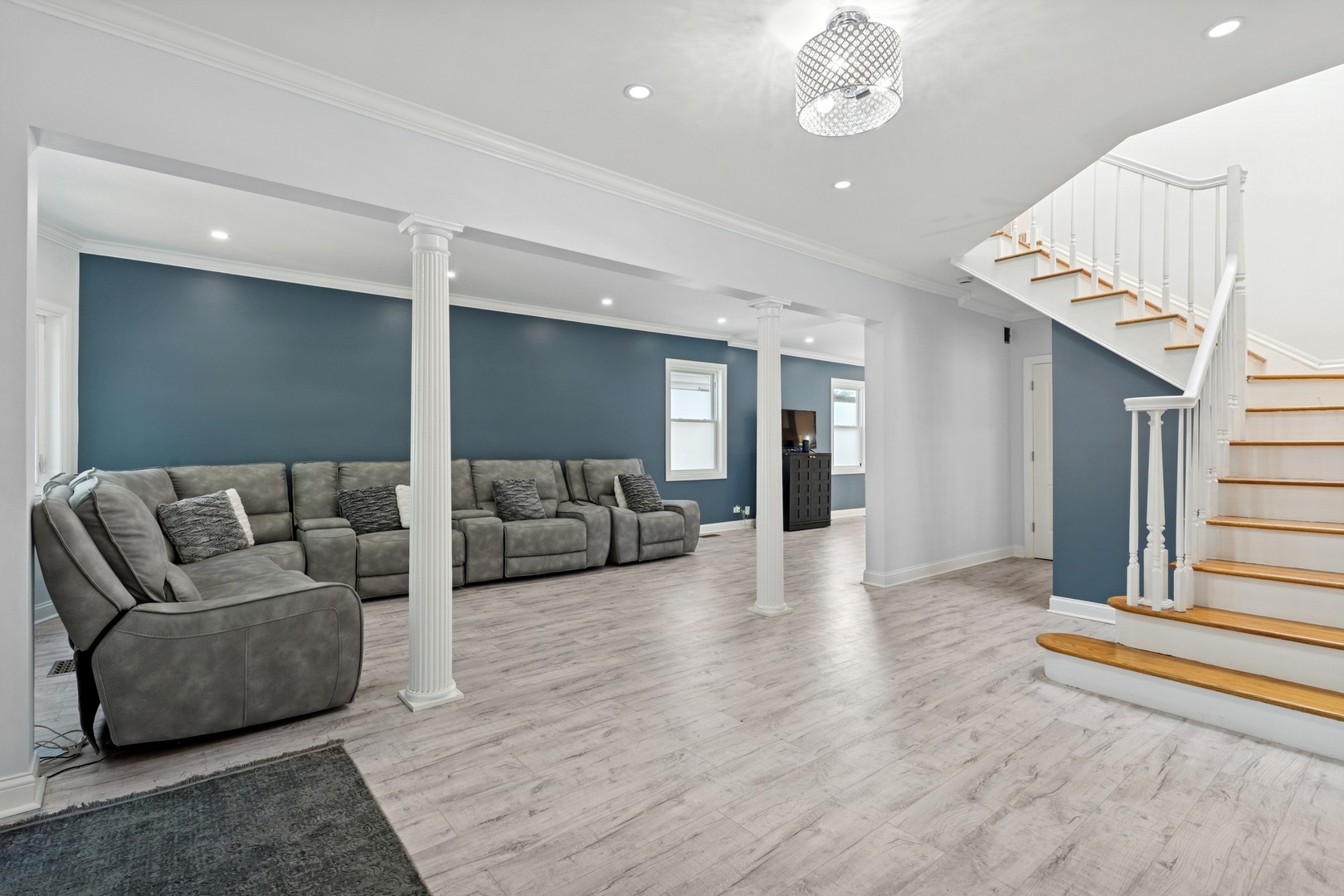 3638 N Kedzie Avenue