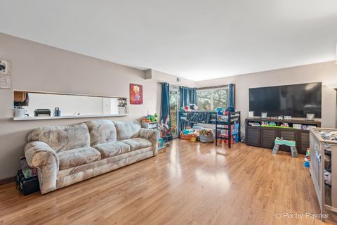 Tiny photo for 1354 N Sterling Avenue #103, Palatine, IL 60067 (MLS # 12636081)
