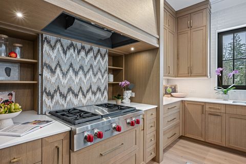 Tiny photo for 1427 Kenilworth Lane, Glenview, IL 60025 (MLS # 12559800)