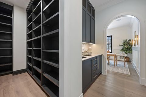 Tiny photo for 1427 Kenilworth Lane, Glenview, IL 60025 (MLS # 12559800)