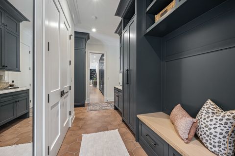 Tiny photo for 1427 Kenilworth Lane, Glenview, IL 60025 (MLS # 12559800)