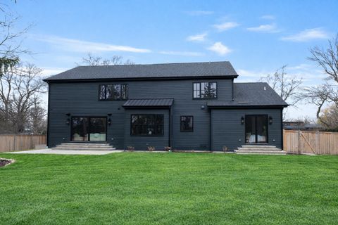 Tiny photo for 1427 Kenilworth Lane, Glenview, IL 60025 (MLS # 12559800)