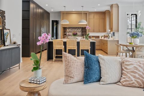 Tiny photo for 1427 Kenilworth Lane, Glenview, IL 60025 (MLS # 12559800)