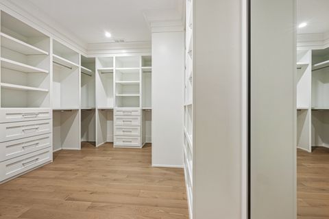 Tiny photo for 1427 Kenilworth Lane, Glenview, IL 60025 (MLS # 12559800)