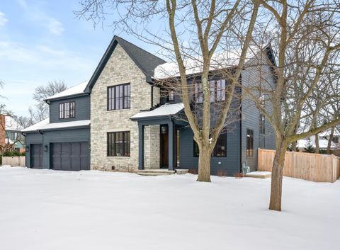 1427 Kenilworth Lane Glenview IL 60025