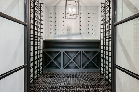 Tiny photo for 1427 Kenilworth Lane, Glenview, IL 60025 (MLS # 12559800)