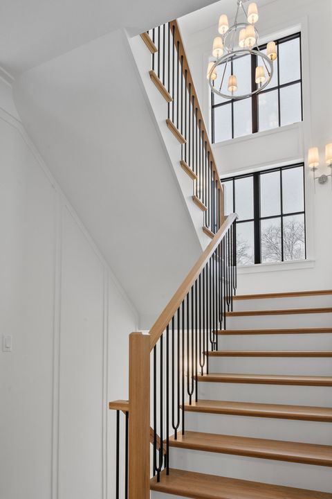 Tiny photo for 1427 Kenilworth Lane, Glenview, IL 60025 (MLS # 12559800)