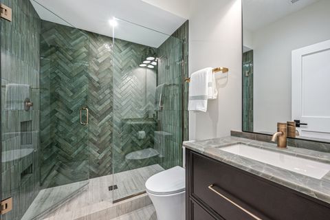 Tiny photo for 1427 Kenilworth Lane, Glenview, IL 60025 (MLS # 12559800)