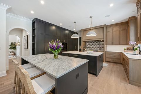 Tiny photo for 1427 Kenilworth Lane, Glenview, IL 60025 (MLS # 12559800)