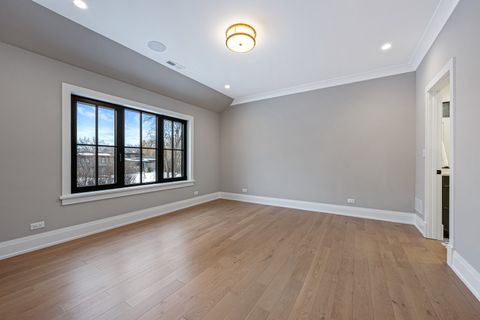 Tiny photo for 1427 Kenilworth Lane, Glenview, IL 60025 (MLS # 12559800)