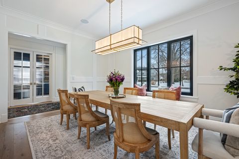 Tiny photo for 1427 Kenilworth Lane, Glenview, IL 60025 (MLS # 12559800)