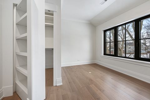 Tiny photo for 1427 Kenilworth Lane, Glenview, IL 60025 (MLS # 12559800)