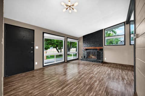 Tiny photo for 602 Colton Avenue, Bloomington, IL 61701 (MLS # 12668742)