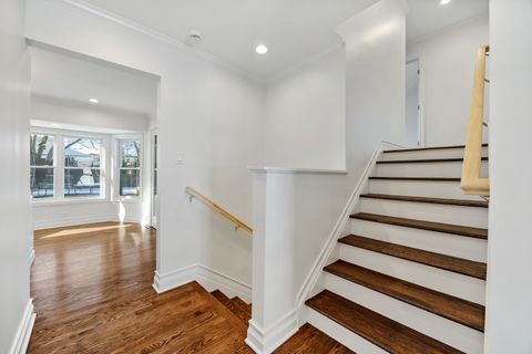 Tiny photo for 711 S 4th Avenue, Libertyville, IL 60048 (MLS # 12558681)